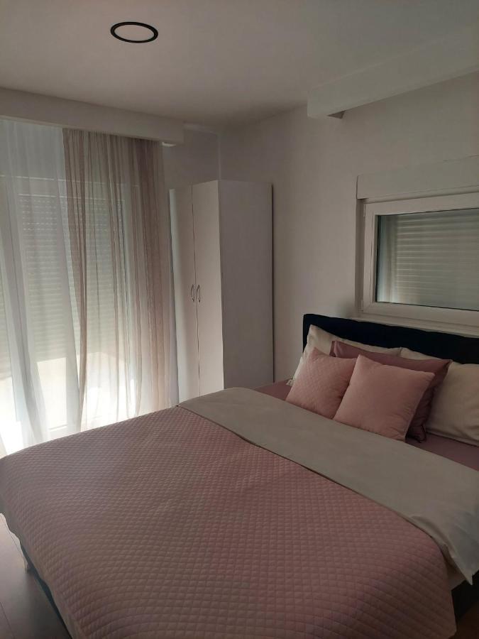 Apartmani Nasa Prica Βίσεγκραντ Εξωτερικό φωτογραφία