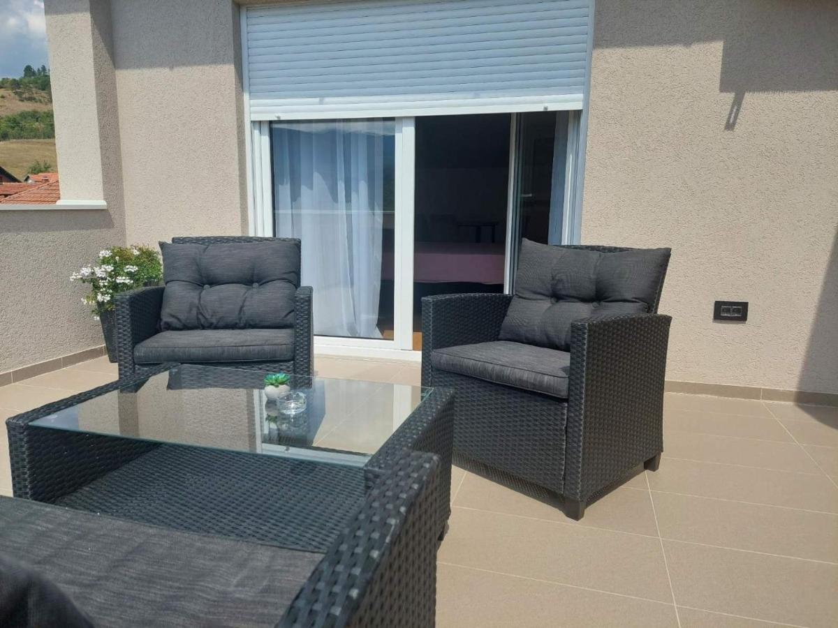 Apartmani Nasa Prica Βίσεγκραντ Εξωτερικό φωτογραφία